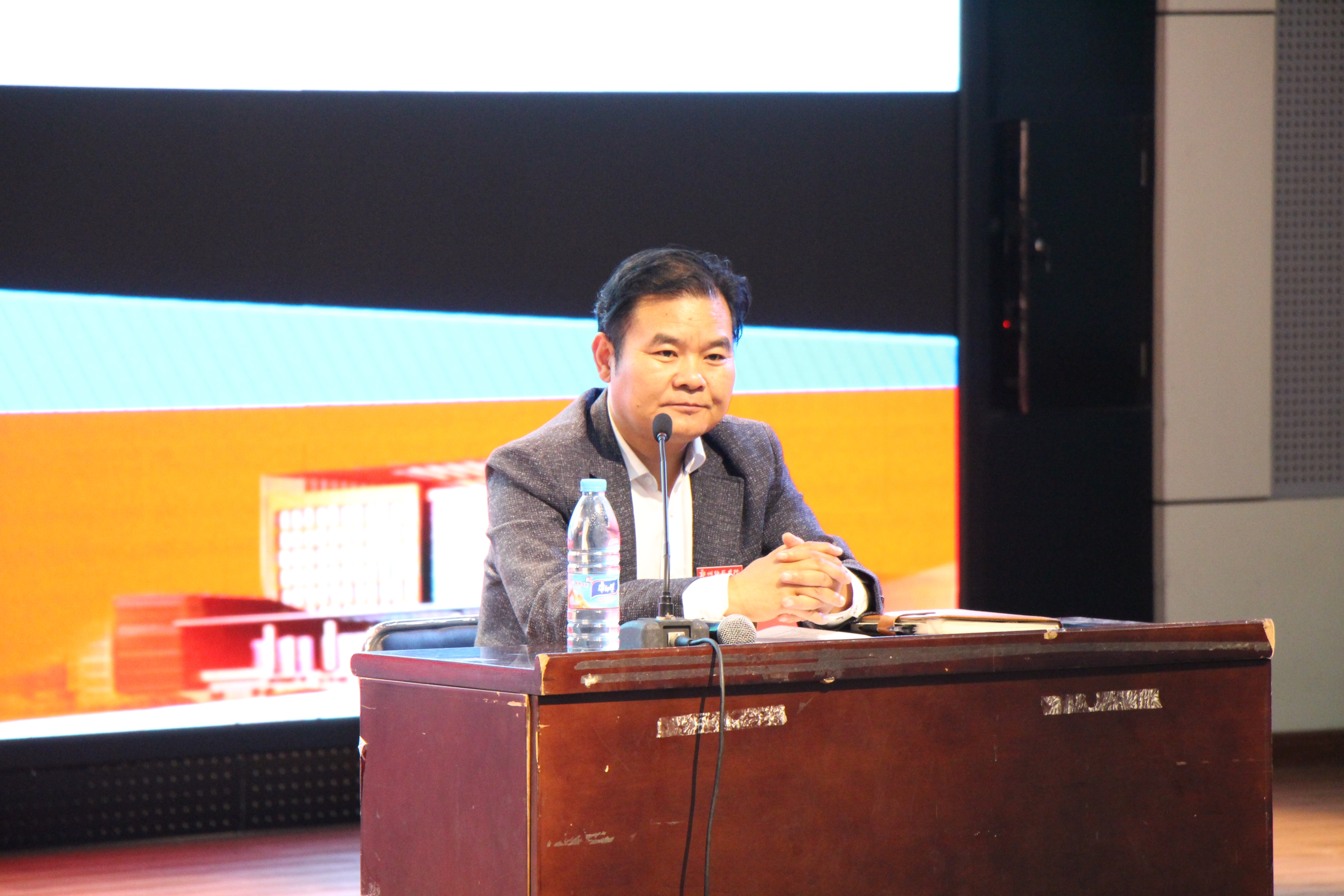 IMG_1019.JPG IMG_1019.JPG