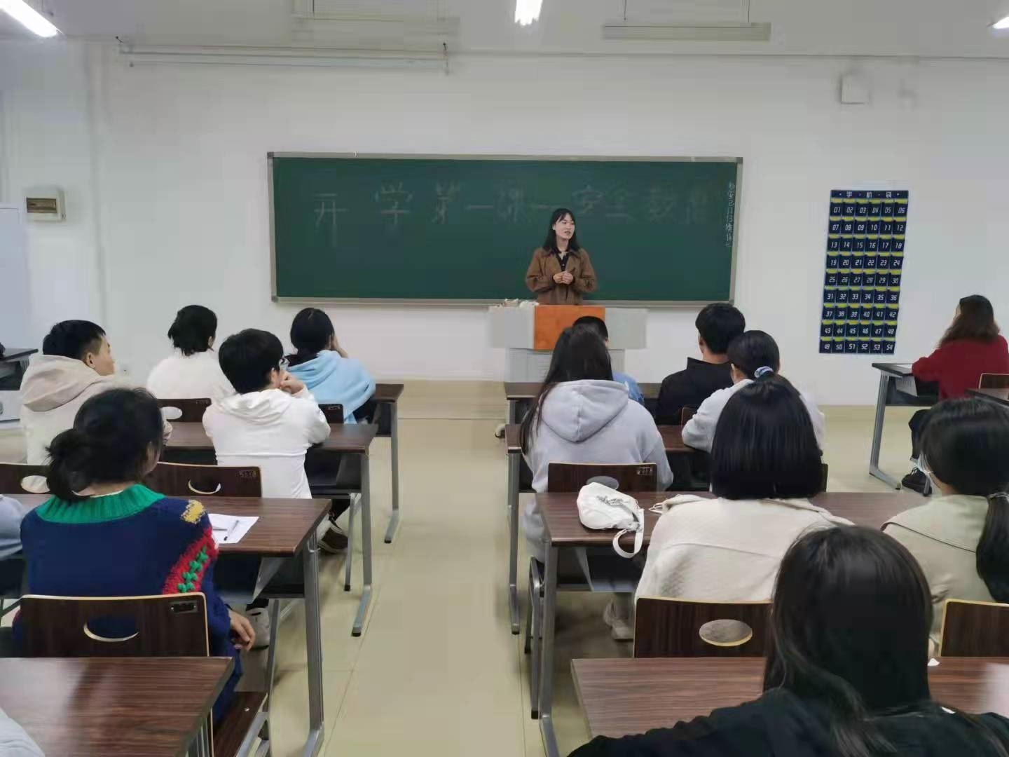 微信图片_20211010100032.jpg 微信图片_20211010100032.jpg