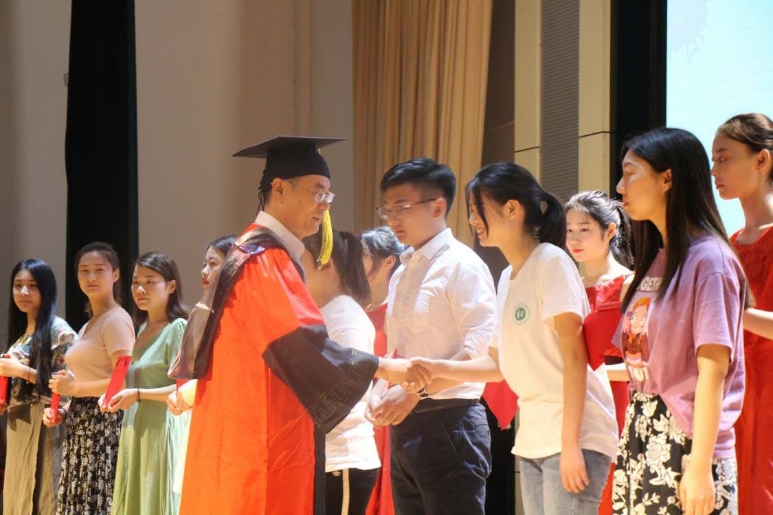 微信图片_20190617190553.jpg 微信图片_20190617190553.jpg