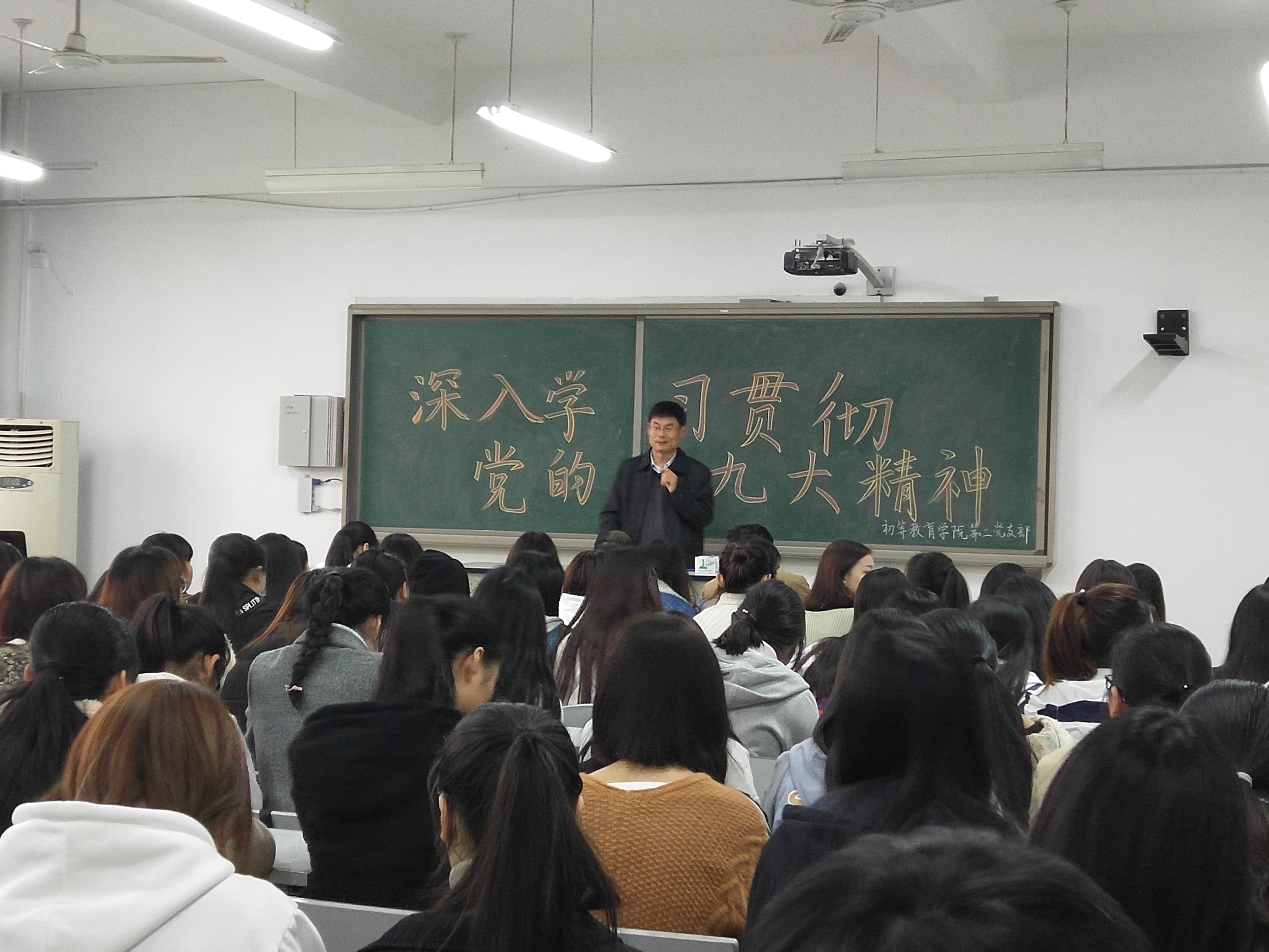 131556402847406839_10.jpg 131556402847406839_10.jpg