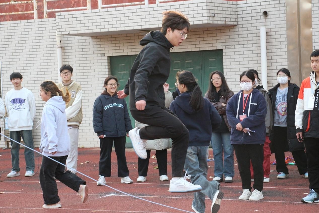 图片13.jpg 图片13.jpg