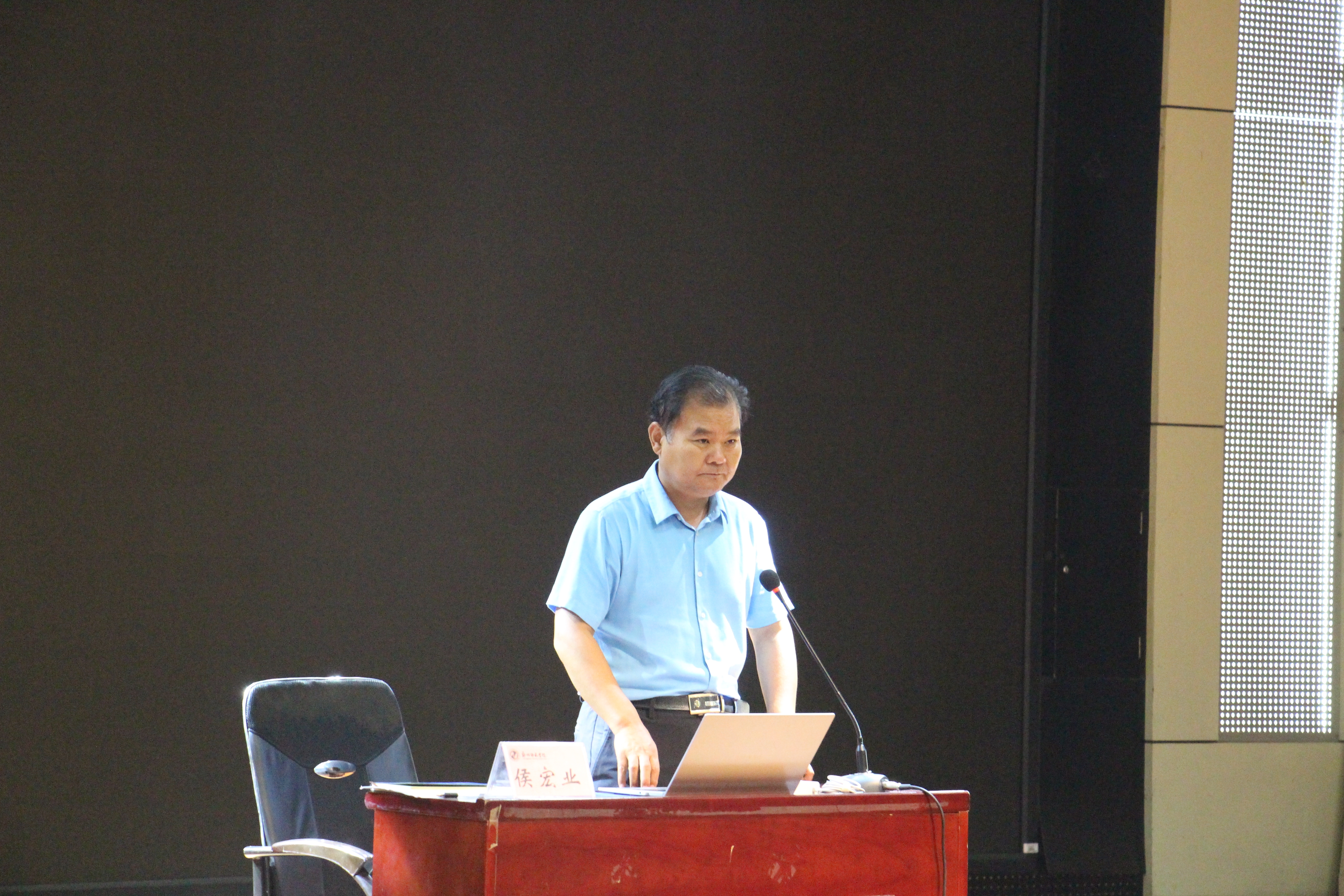 IMG_4351.JPG IMG_4351.JPG