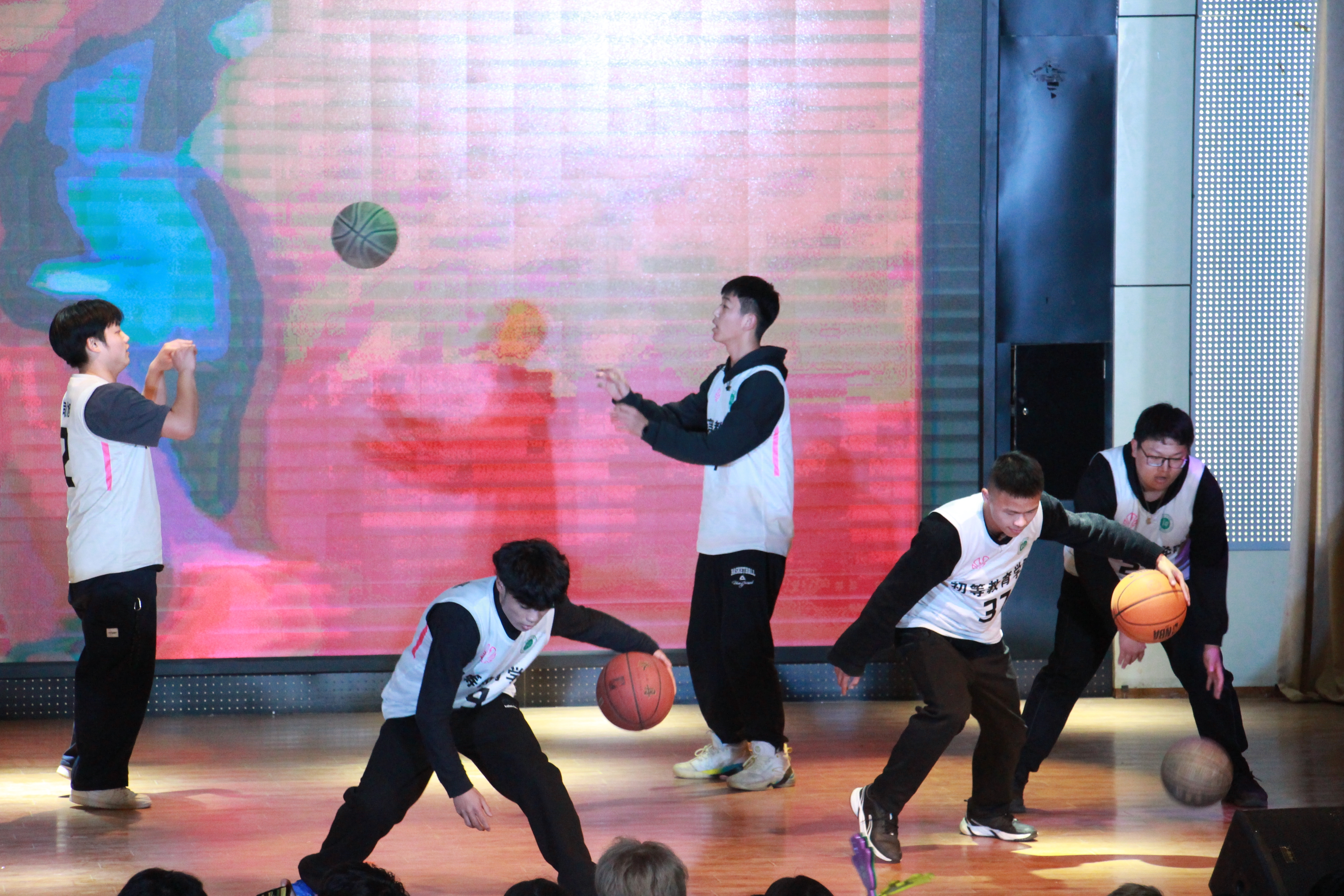 095962bfb2e2bc318a537c0bcfce70e.jpg 095962bfb2e2bc318a537c0bcfce70e.jpg