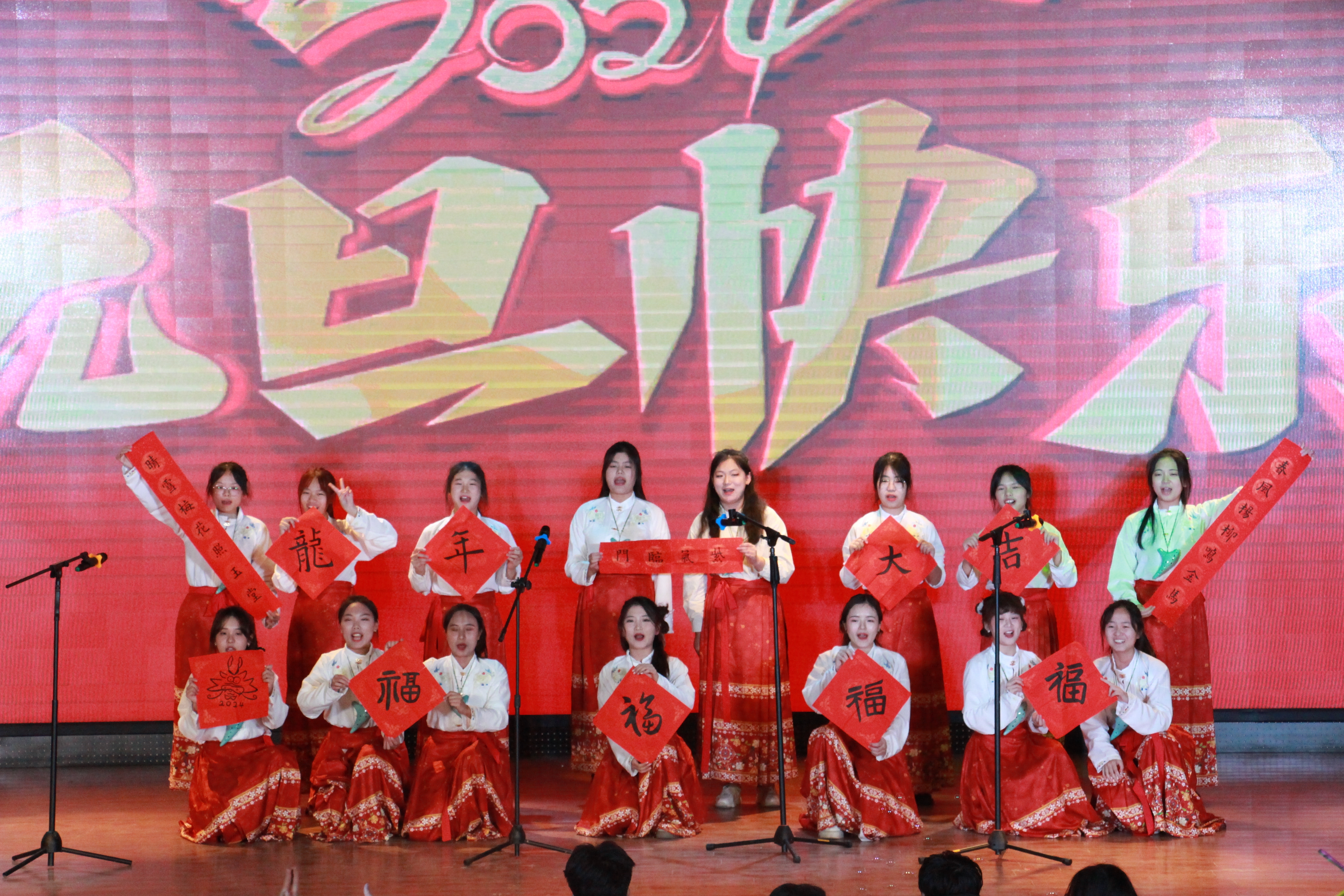 62c89b6b664c810b7c37ef7175b587b.jpg 62c89b6b664c810b7c37ef7175b587b.jpg