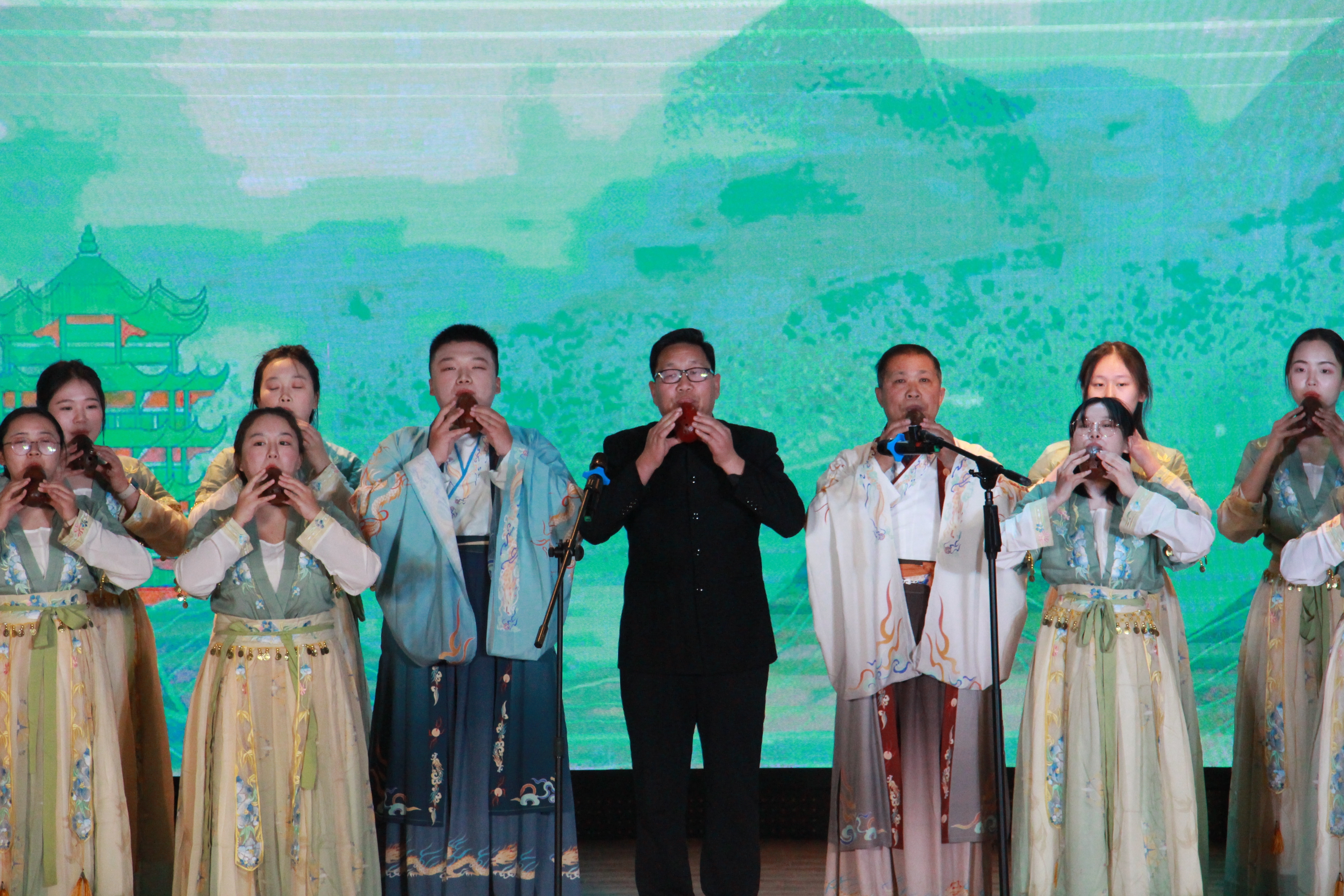 3f02c85b2c9aff3f7f4b687050540e1.jpg 3f02c85b2c9aff3f7f4b687050540e1.jpg