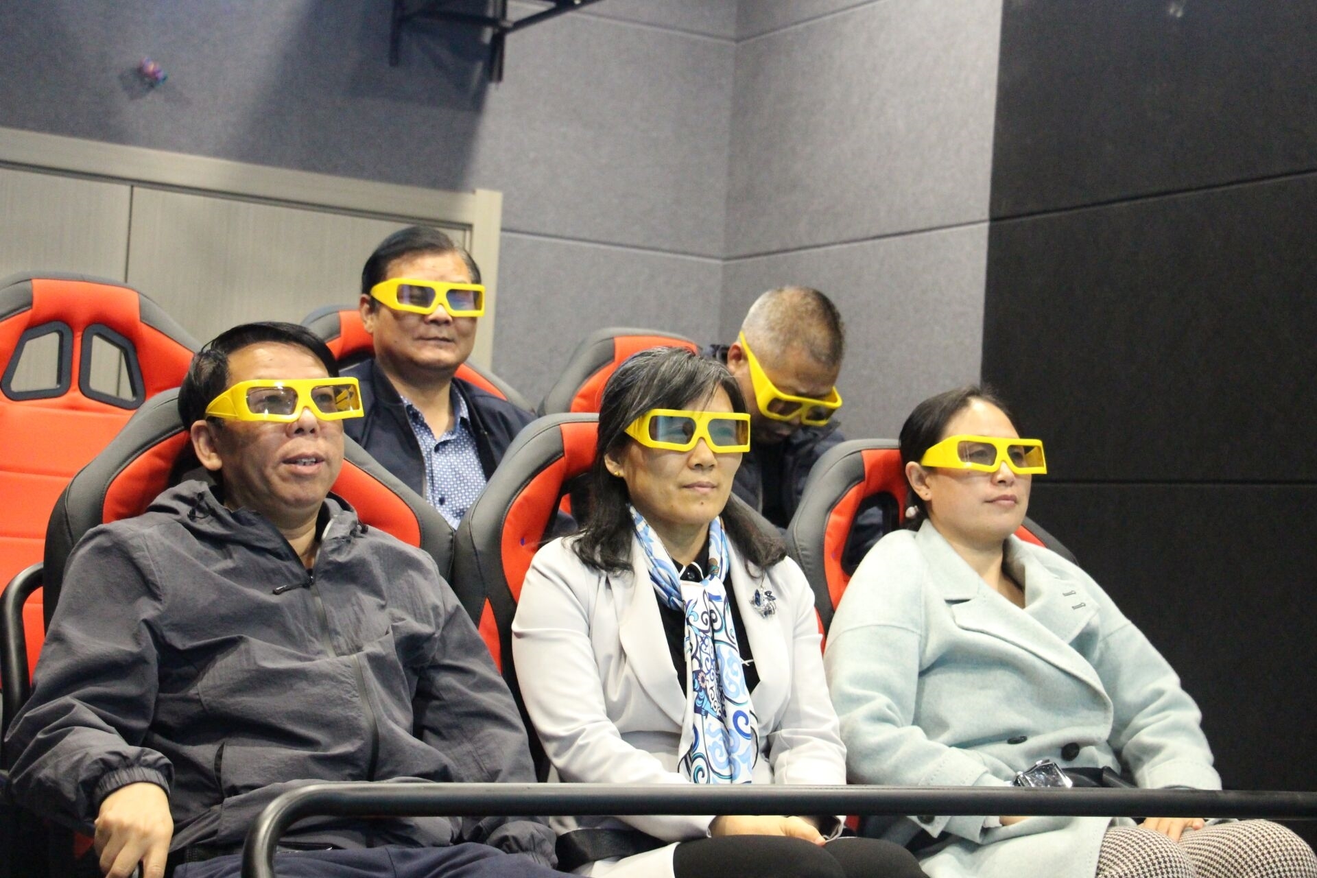 生命阳光1.jpg 生命阳光1.jpg