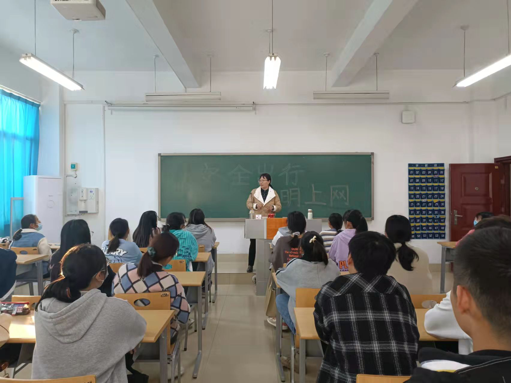 微信图片_20211119211654.png 微信图片_20211119211654.png