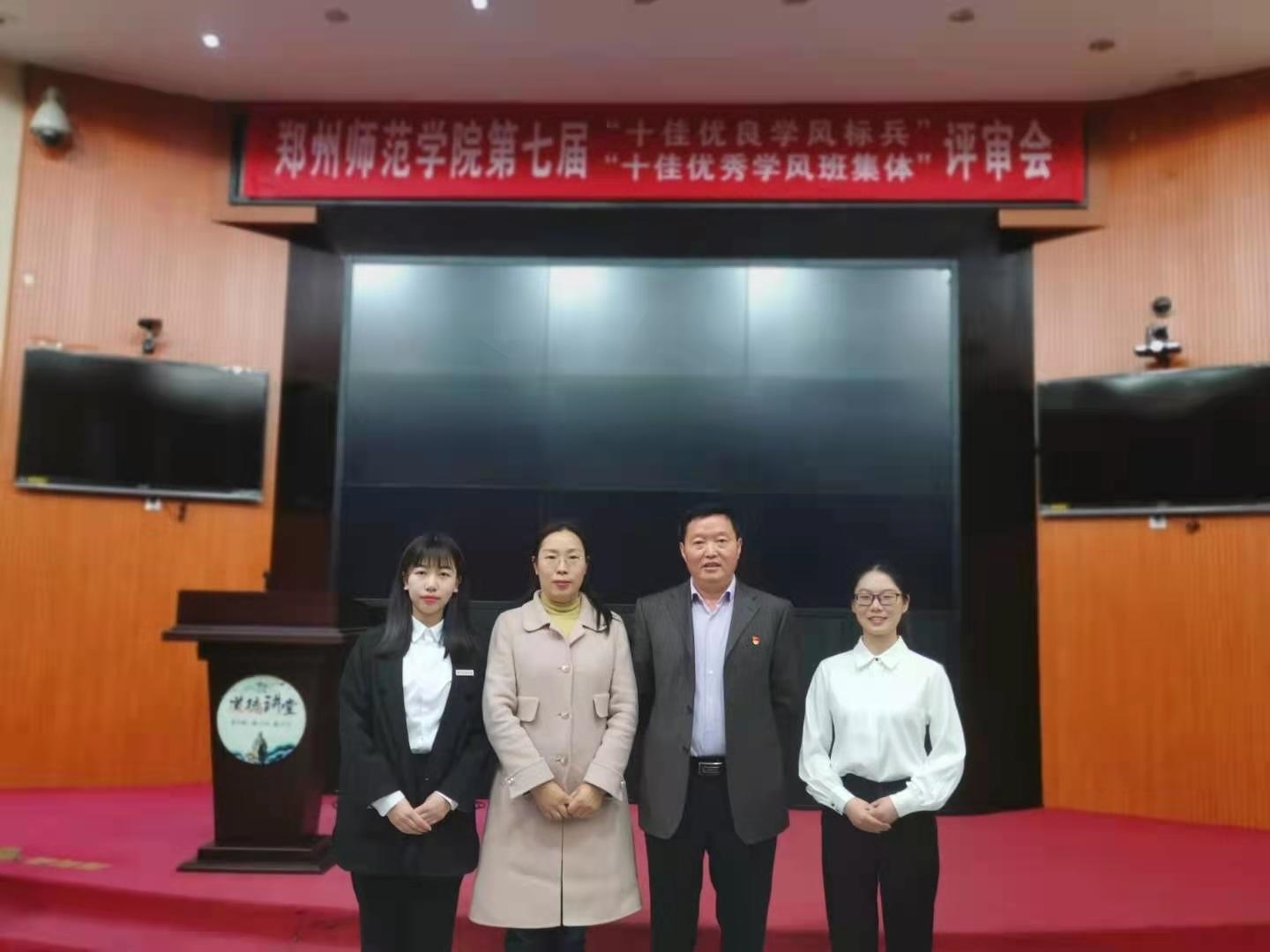 28f337fdb57e50e5d451b21ffc871fe.jpg 28f337fdb57e50e5d451b21ffc871fe.jpg